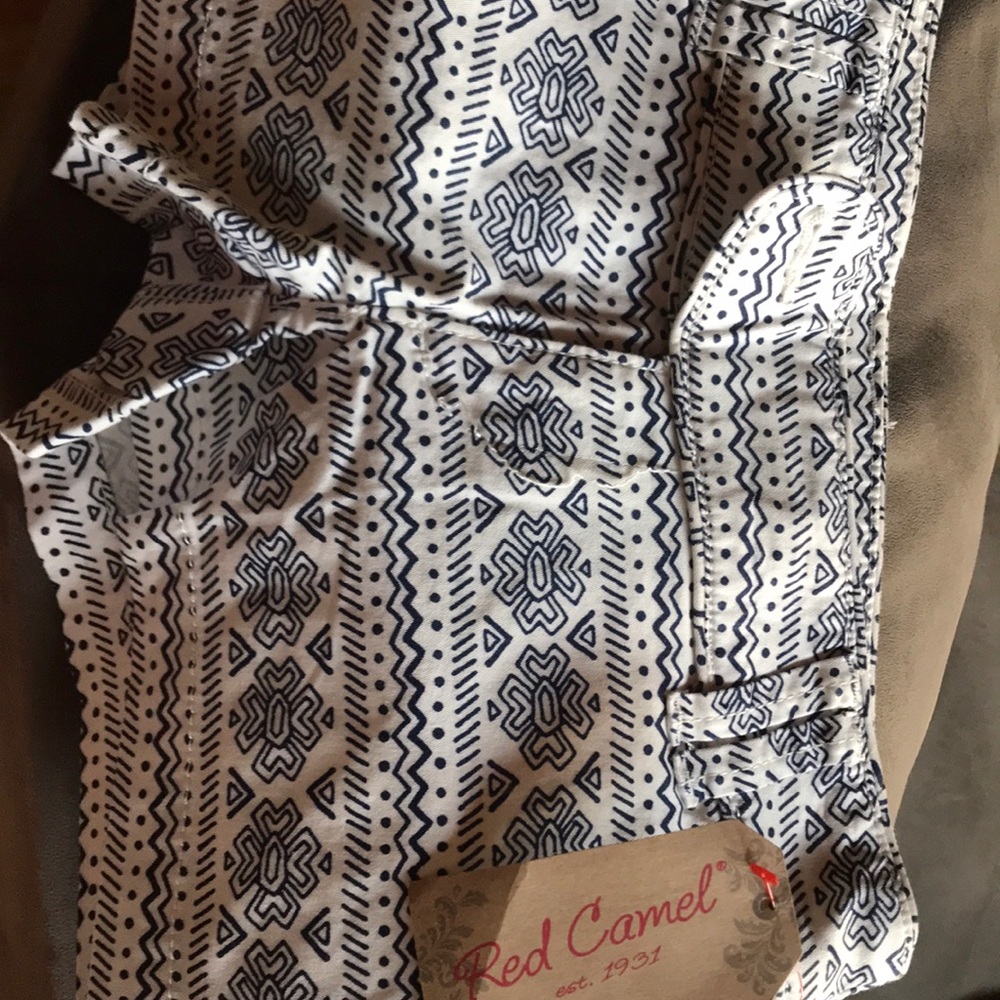 Brand New With Tags Shortie Shorts Navy and White